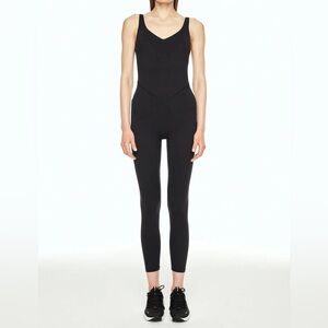 Bandier bandier tempo liquid motion catsuit sz small